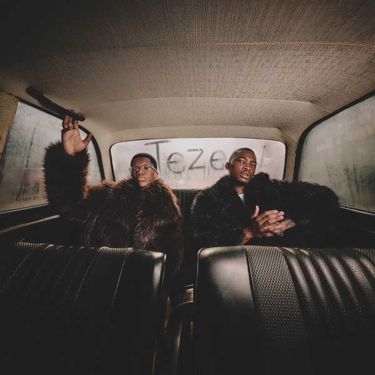 Amapiano Music - W4DE - TEZE (feat. Royal Musiq)
